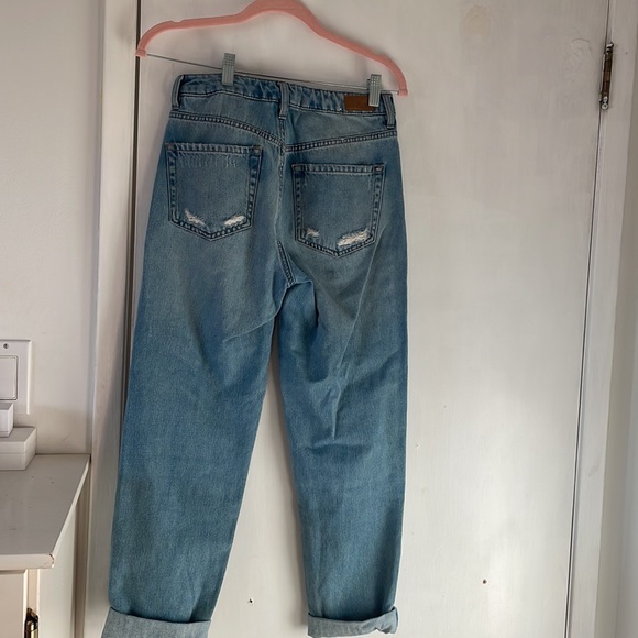 Garage Distressed Mom Jeans - Picture 2 of 4